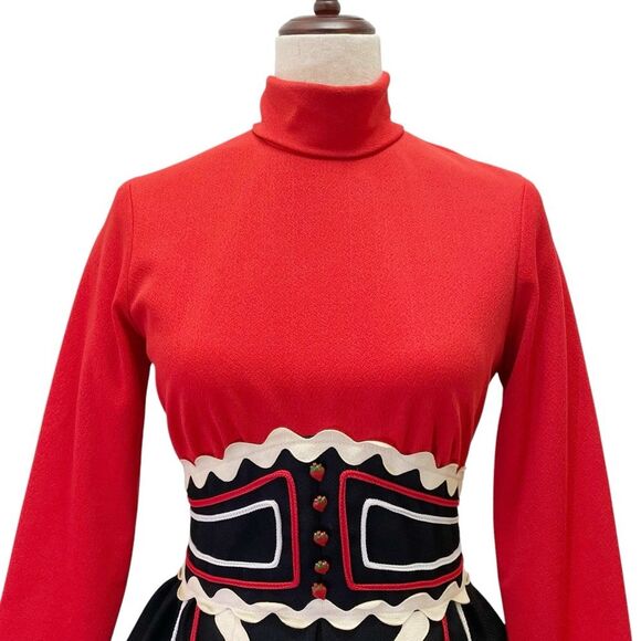 Vintage 1960s Howard Wolf Strawberry Button Ric-Rac Dress Black Red Ivory Size 4 - Picture 9 of 16